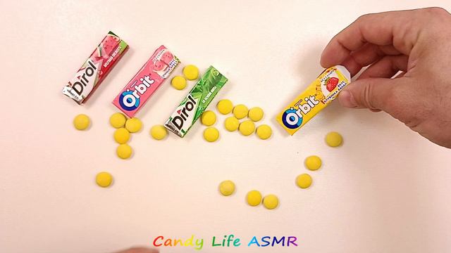 Orbit Vs Dirol. Opening Bright Yummy Rainbow gums ASMR смотреть онлайн