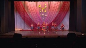 Ансамбль танца "Фуэте" 
"Я на печке молотила "