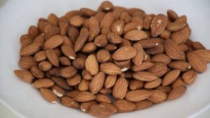 Миндаль сырой