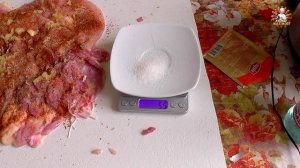 Рулет из курицы копчено вареный