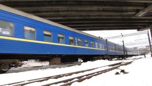 Электровоз ЧС7-212 с пассажирским поездом 501 Днепропетровск-Южный - Львов-Пассажирский