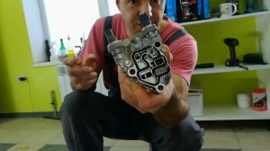 Honda Insight/ ТО чистим клапан EGR и фильтр клапана управления VTEC (часть 2).