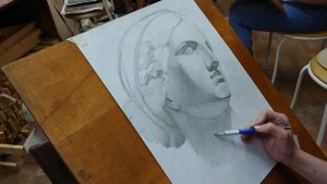 Голова Афродиты штриховка