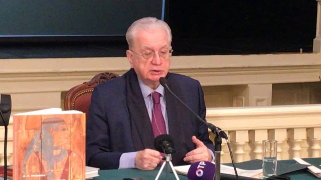 Дни Эрмитажа-22: Михаил Борисович Пиотровский отвечает на вопросы журналистов (6)