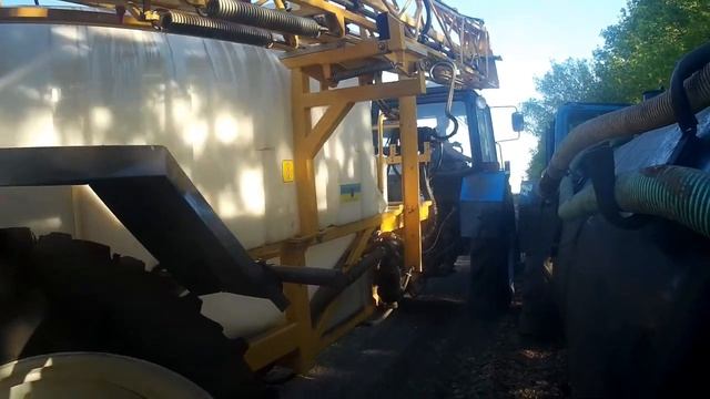 Опрыскивание посевов кукурузы почвенным гербицидом, МТЗ 82.1, BOGUSLAV ТИТАН-3000-24 смотреть онлайн