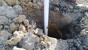 Забор из рабицы. Установка столбов металлических без цемента