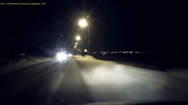 Трасса Сыктывкар - Киров. Хорошо, что не задел фуры... смотреть онлайн