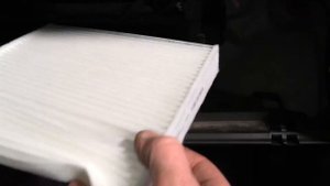 Как поменять фильтр салона Toyota Yaris