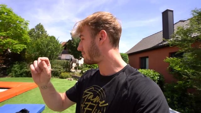 INSANE GAME OF FLIP ON THE WORLD'S BEST TRAMPOLINE!! 500K Special #6 смотреть онлайн