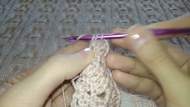 Бактус с шишечками крючком // Как связать бактус // шаль - crochet shawl смотреть онлайн