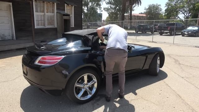 Here's Why the Saturn Car Company Didn't Deserve to Die смотреть онлайн