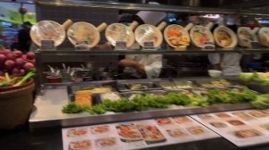 Есть, что поесть! Фуд-корт в ТЦ Централ Фестиваль в Паттайе.