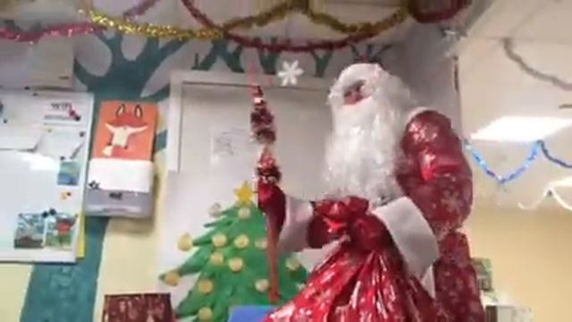 Новогоднее поздравление от фонда в детском отделении онкологии пос Песочный 2020 год встречаем смотреть онлайн