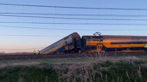 Пассажирский поезд сошел с рельсов в Нидерландах