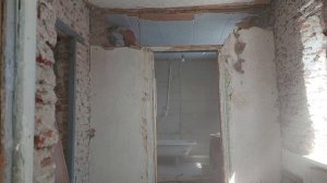 Ремонт в доме кубанце. Ломаем стены.
