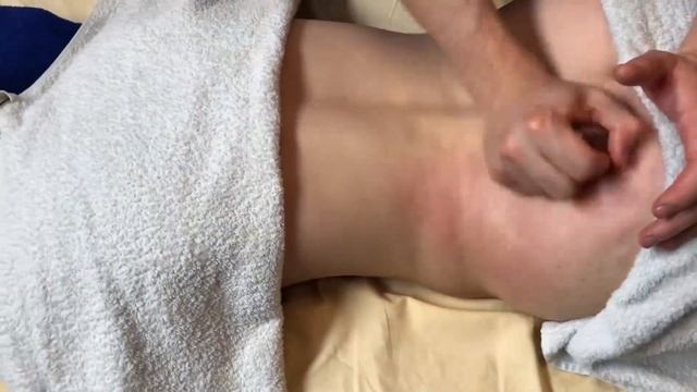 Урок 9. Антицеллюлитный массаж боков со стороны спины банками смотреть онлайн