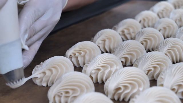디저트에 진심인 사람들의! 바삭바삭 해바라기 수제쿠키 대량 만들기 Sunflower Cookie Mass Making Process - Korean Street Food