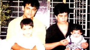 АМИРХОН НЕГА ХОТИНИ БИЛАН АЖРАШГАН ?