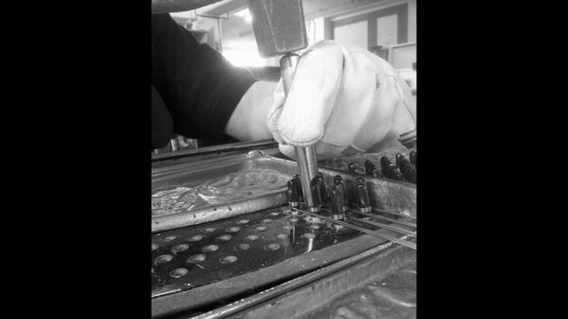 Klavierbau in Siegen - Kaiser Pianoforte-Manufaktur KG смотреть онлайн