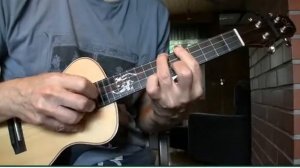 The Waves of Sunday                                      (original tenor ukulele fingerpicking tune