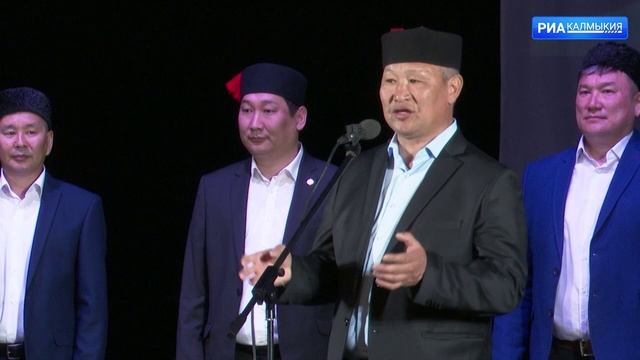 Хурул в Кетченерах завершат осенью этого года