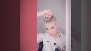 Укладка на короткую стрижку.