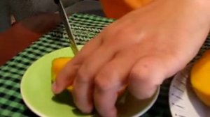 How to eat mango, Как едят манго