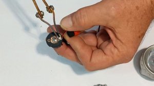 ПЕРЕДЕЛКА ФОНАРИКА С БАТАРЕЕК НА Li-ion АККУМУЛЯТОР!