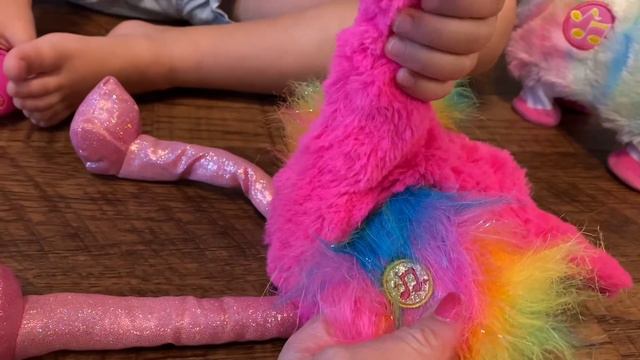 Zuru Pets Alive Review of Frankie the Flamingo  petsalive flamingo unboxing review kidstoys