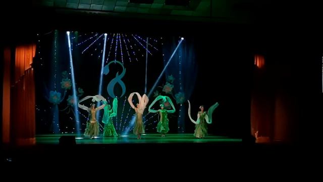 шоу-балет "Молодость"- "Восток" смотреть онлайн