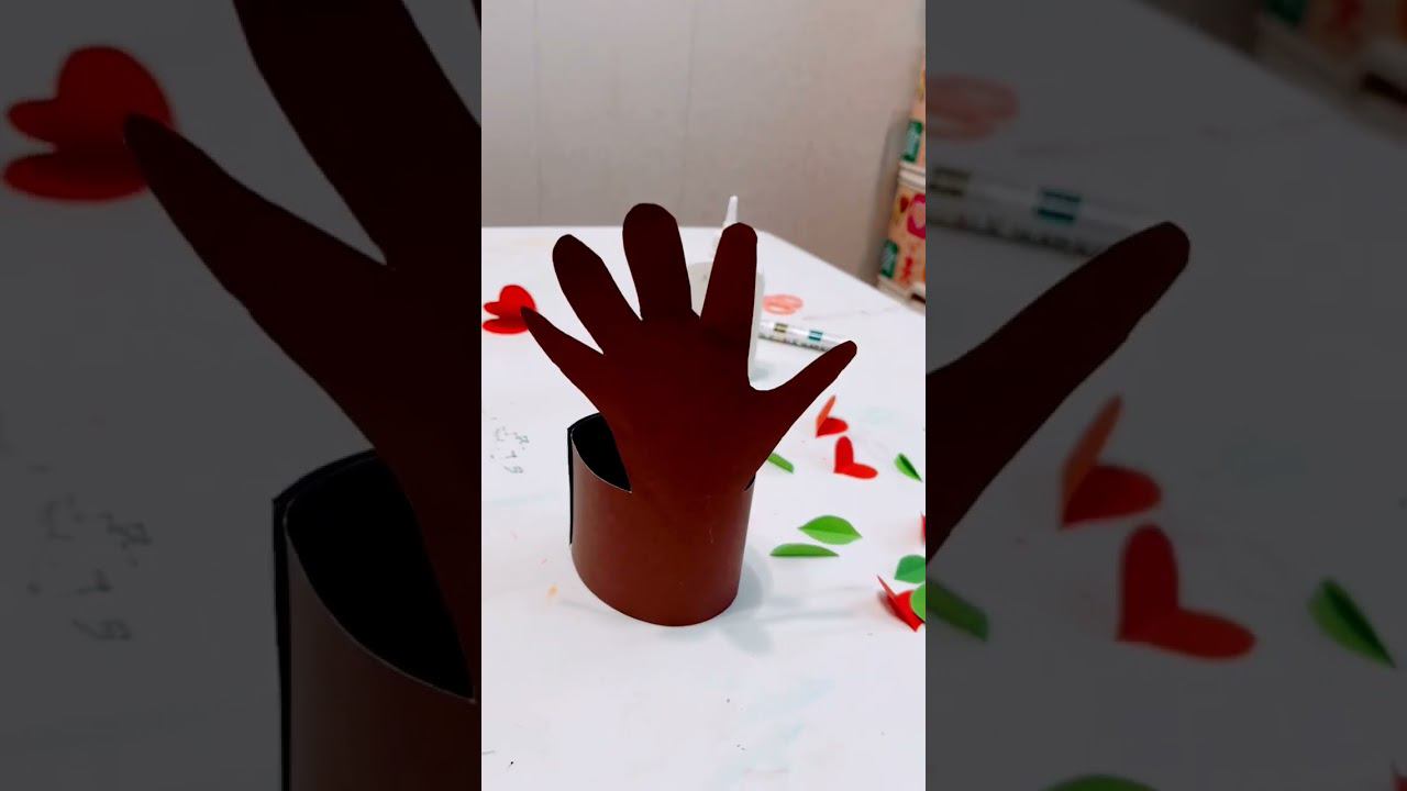 Легкая поделка на 8 марта ❤️из бумаги #8марта #поделкаизбумаги #валентинка #14февраля #идеяподарка