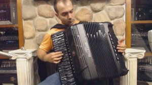BELTLEAIV120BM - NEW Black Maple Beltuna Leader IV Piano Accordion LMMH 41 120 $11499