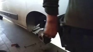 Рено мастер. Техосмотр и замена тормозных дисков, колодок. Замена тяг