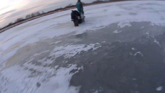 Зимняя рыбалка 2021!!! Тест драйв снегохода БАРС!!! смотреть онлайн