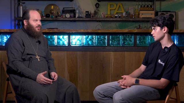 НАЙТИ ЖЕНУ ИЛИ УЙТИ В МОНАХИ, СТАТЬ СВЯЩЕННИКОМ ИЛИ ИГРАТЬ В БАСКЕТБОЛ, ВЛЮБИТЬСЯ ИЛИ УЧИТЬСЯ смотреть онлайн