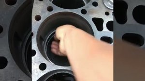 Устраняем течь антифриза в поддон.2 часть