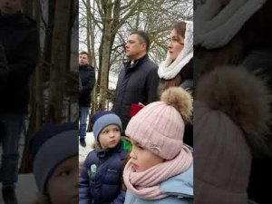 Вручение посмертно ордена мужества  о. Александру Цыганову  матушке Надежде от губернатора