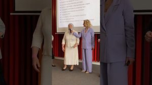 Парализация, онемение ноги.