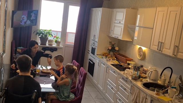 ВЛОГ | 23 ФЕВРАЛЯ С ПАПОЙ | 1 ЧАСТЬ | ИНФИНИТИ НАДО ПРАЗДНИК ДОМА смотреть онлайн