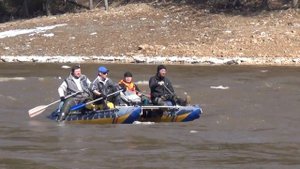 Сплав по Усьве прохождение газопровода 3 мая 2015.