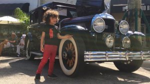 Машина скелет и Гроб на колесах от Дракулы Чаплин и Монро! Платон и Мелания на Автошоу в Майами!