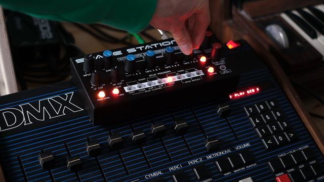 Oberheim DMX into Binary Energy Space Station смотреть онлайн