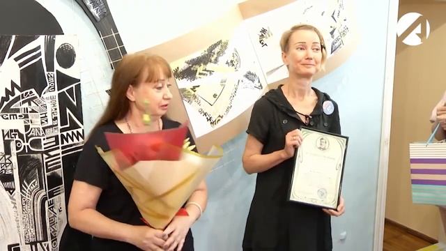 В Доме-музее Велимира Хлебникова состоялось открытие выставки Киры Матиссен «ОТТИСКИ и ФОРМЫ»