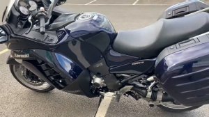 Kawasaki GTR 1400 2010 - Completely Motorbikes