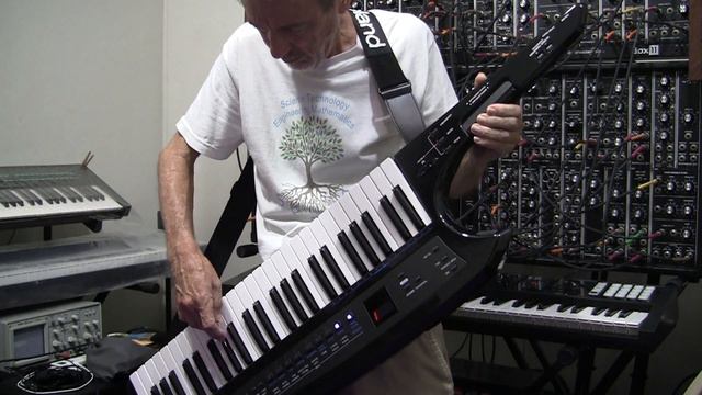 Minuet from Berenice - G. F. Handel - AX synth keytar solo смотреть онлайн