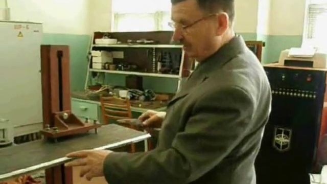 Машина кромкоскалывающая МКС-21У СЭЛМА Симферополь смотреть онлайн