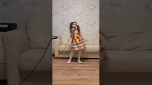 Амелькина Диана. Песня Синичка», автор Анна Петряшева. Для ФШТ «Созвездие» 2020