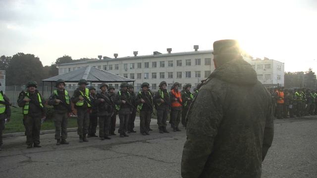 На полигон Опук в Крыму совершают марш по тревоге военные ЮВО. С Кубани их срочно перебрасывают Кры