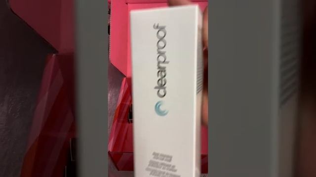 Unboxing the Beauty Box смотреть онлайн
