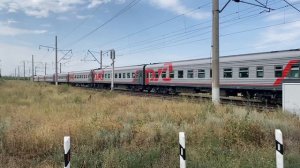 ЭП1М-688 с поездом №353 Пермь - Адлер